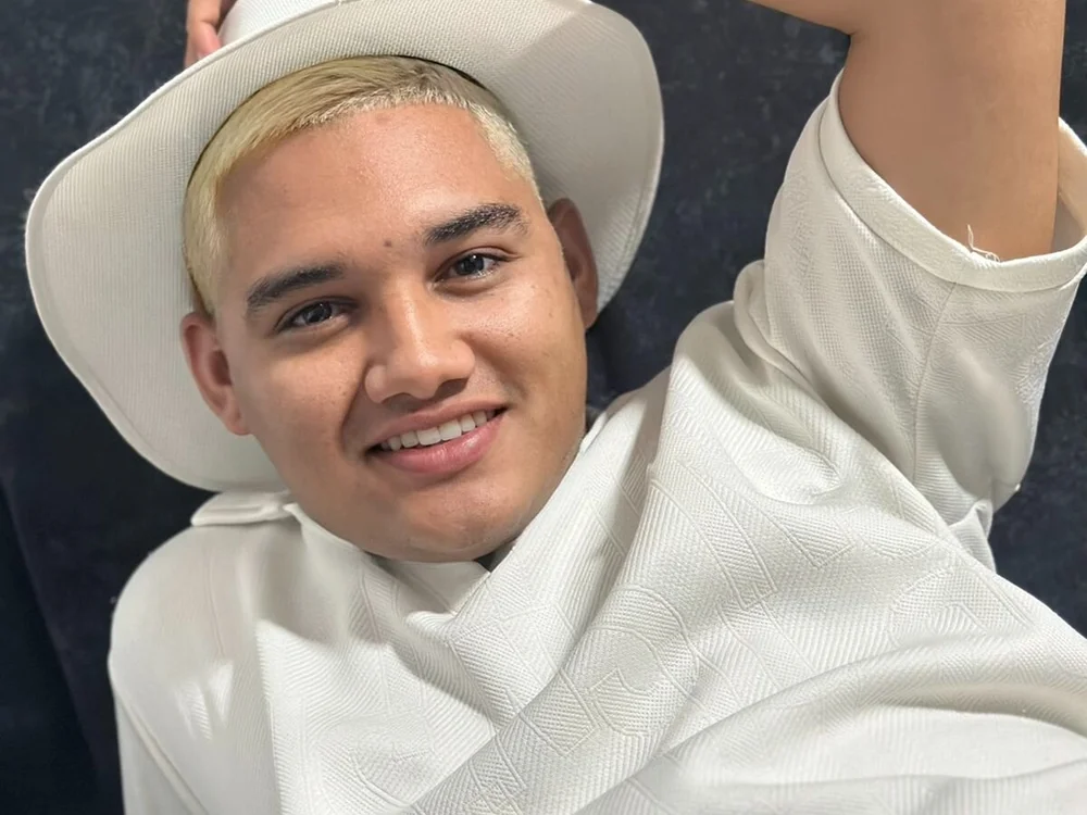 boyhot07 offline XXX-chat