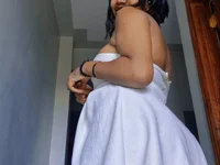 SquirtQueen222's webcam live show