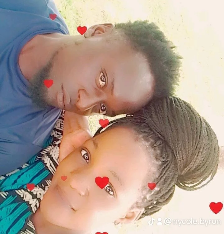 Doublee_dose's Offline XXX Chat