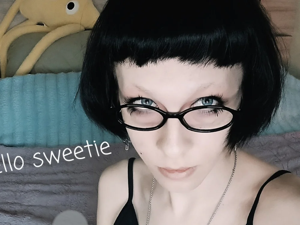 Agatha_Poppy Obrolan XXX Offline