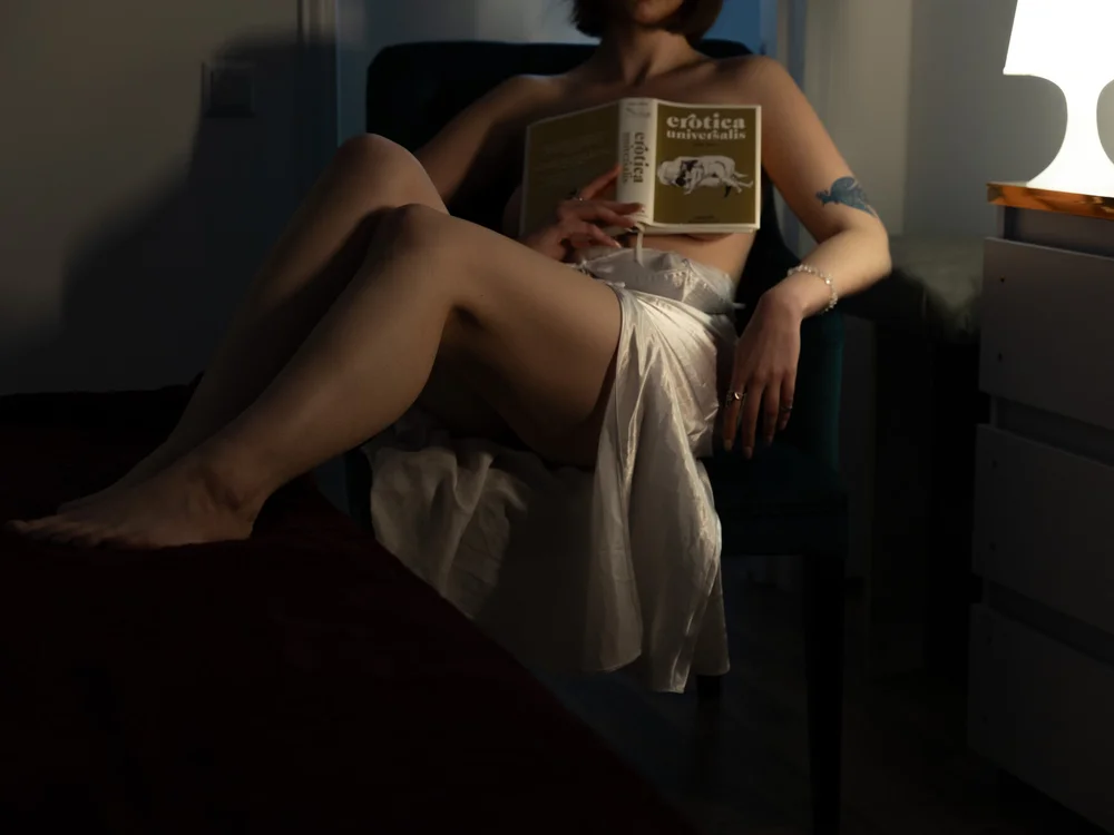 madame_mystique's Offline XXX Chat