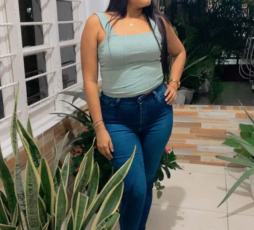 SamanthaMiller24 離線 XXX 聊天