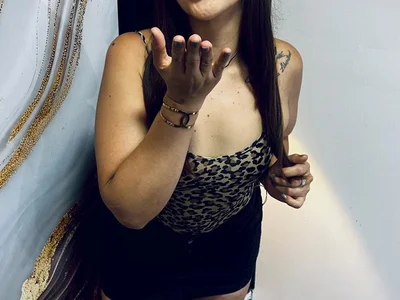 Cloe_cifuentess Female Newblackhair Porn Cam