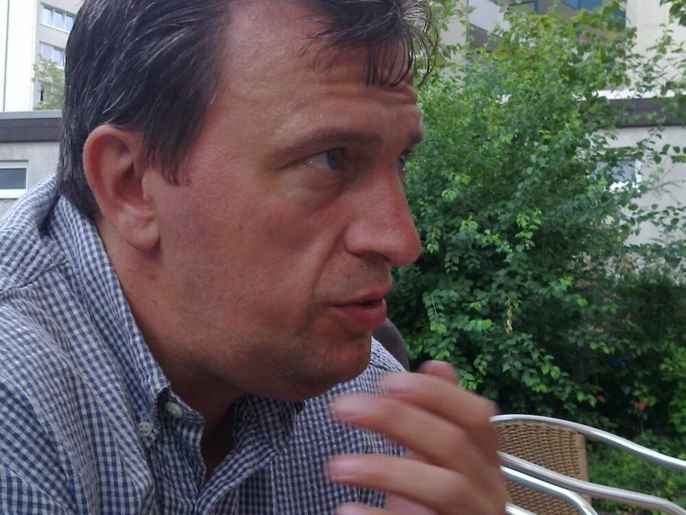 Nickklas_cum অফলাইন XXX চ্যাট