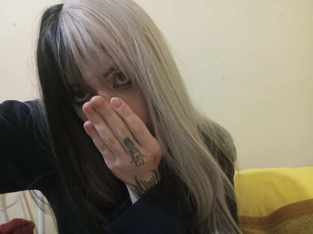 gothgirk's Offline Chat Room