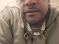 thickdicck90's webcam live show