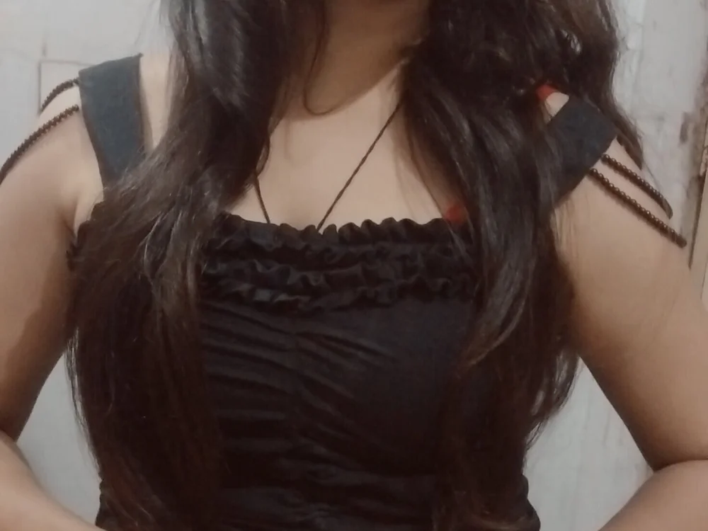 hind000888's Offline XXX Chat