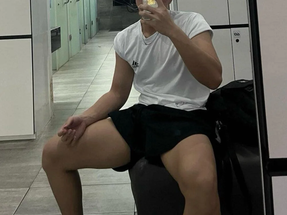 RiceTuanK9 Chat XXX Ngoại tuyến