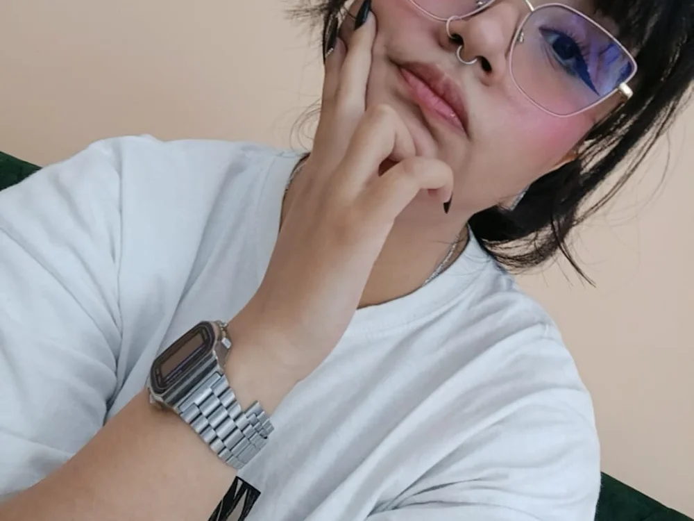 hot_shyness offline chatrum