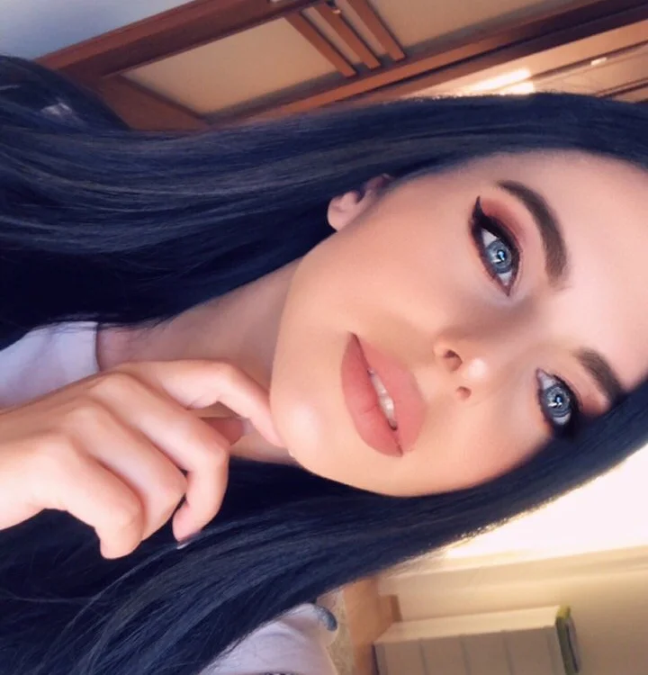 KerryMoore's Offline XXX Chat