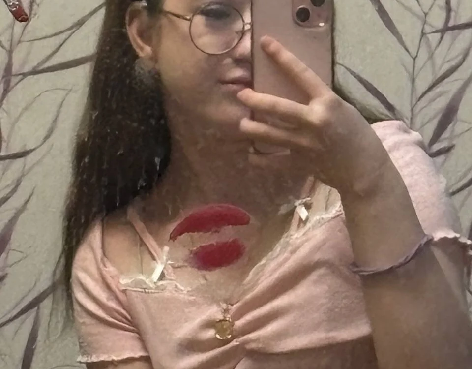 OdelynaDimmick offline chatrum