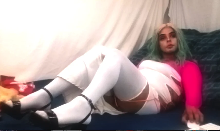 indica310's Offline Chat Room