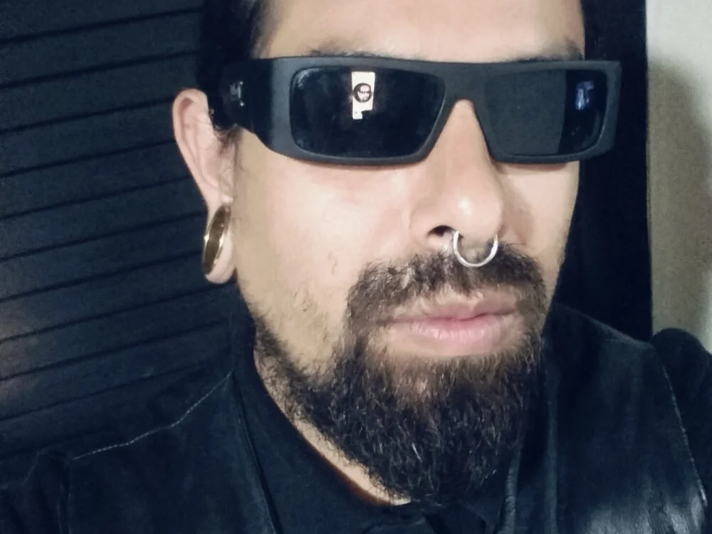 Chacon_Quintana666 Offline XXX Chat