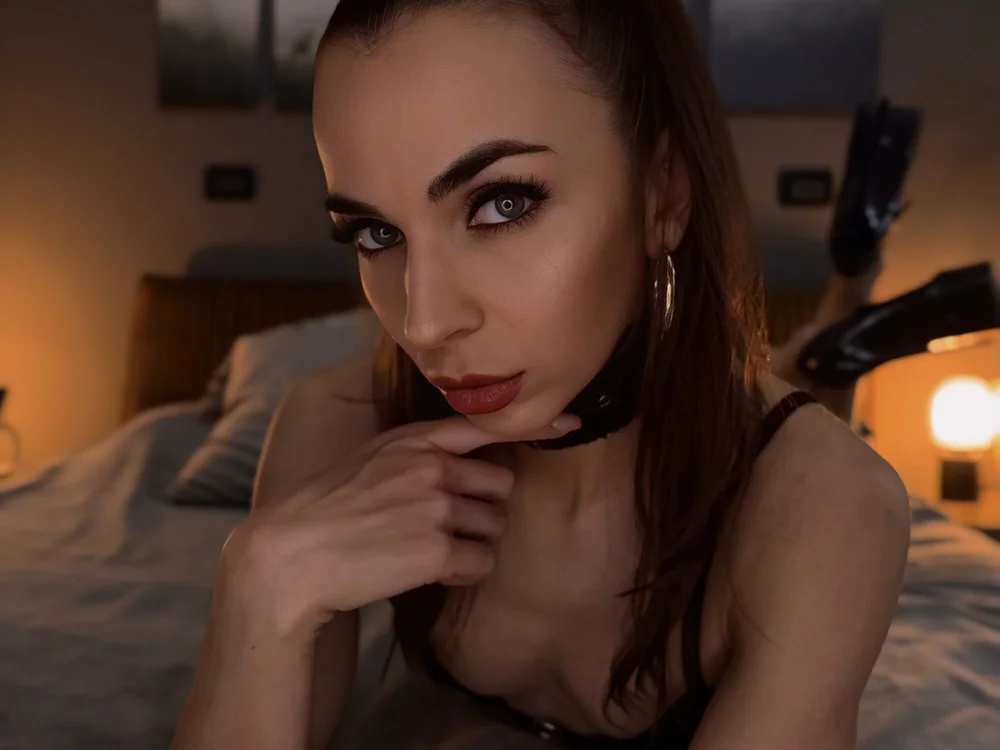 VictoriaLuxxx offline chatrum