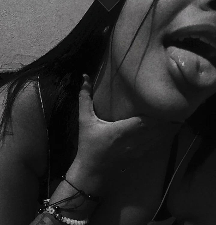 Quint_Mia_Hottie's Offline XXX Chat