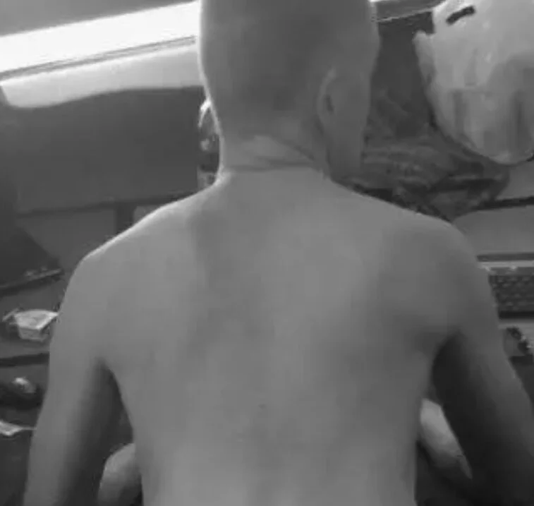 botTomOh: о флайн-секс-чат