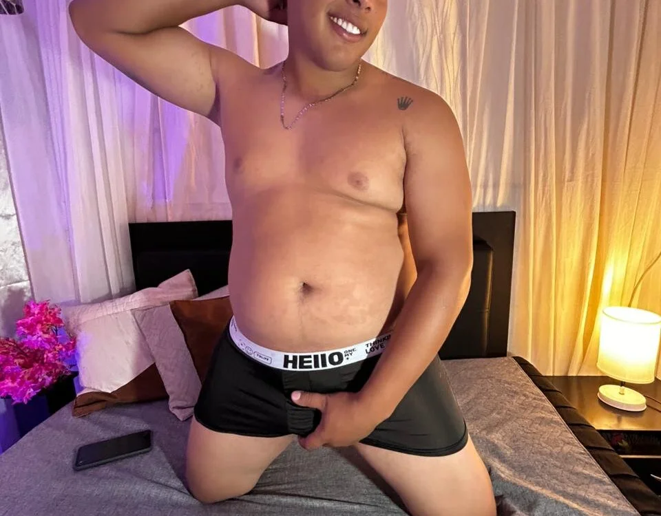 bigcock_pearls Offline XXX Chat