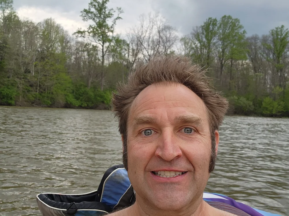 Bobsagot: συνομιλία ΧΧΧ εκτός σύνδεσης