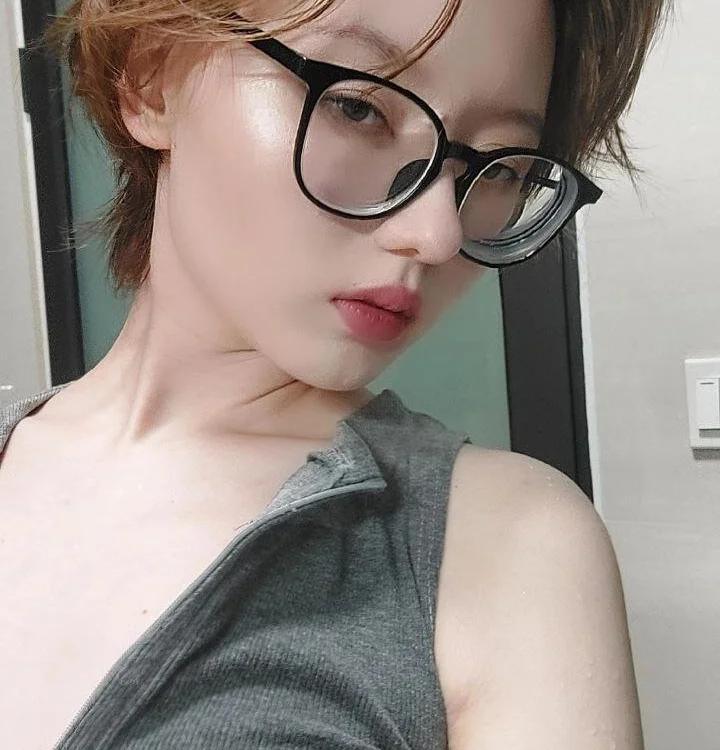 DeenaCaho Offline XXX-Chat