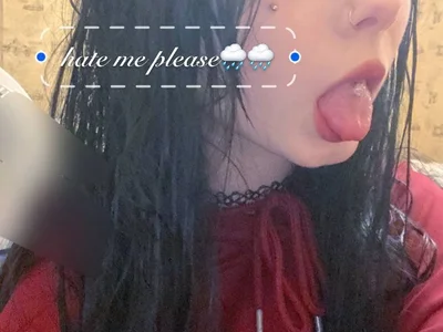 milkyshiny private show
