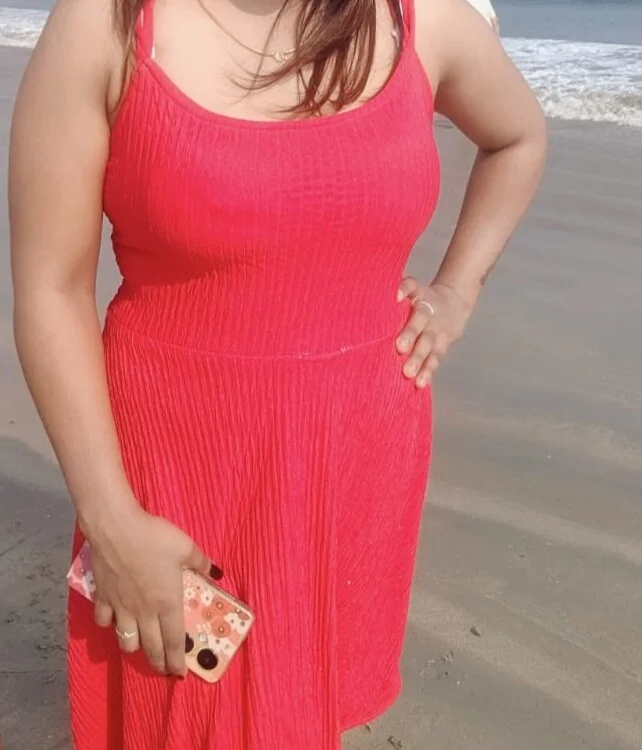 Radhika_rekha_kannada's Offline XXX Chat