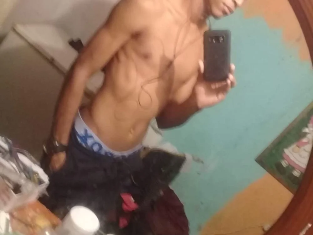 ZZDiaZZ's Offline XXX Chat