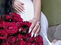 Модель Arina_Bloom