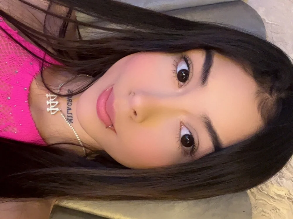 emily_mars1 Offline XXX-chat