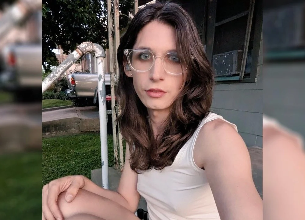 dixyrae's Offline Chat Room