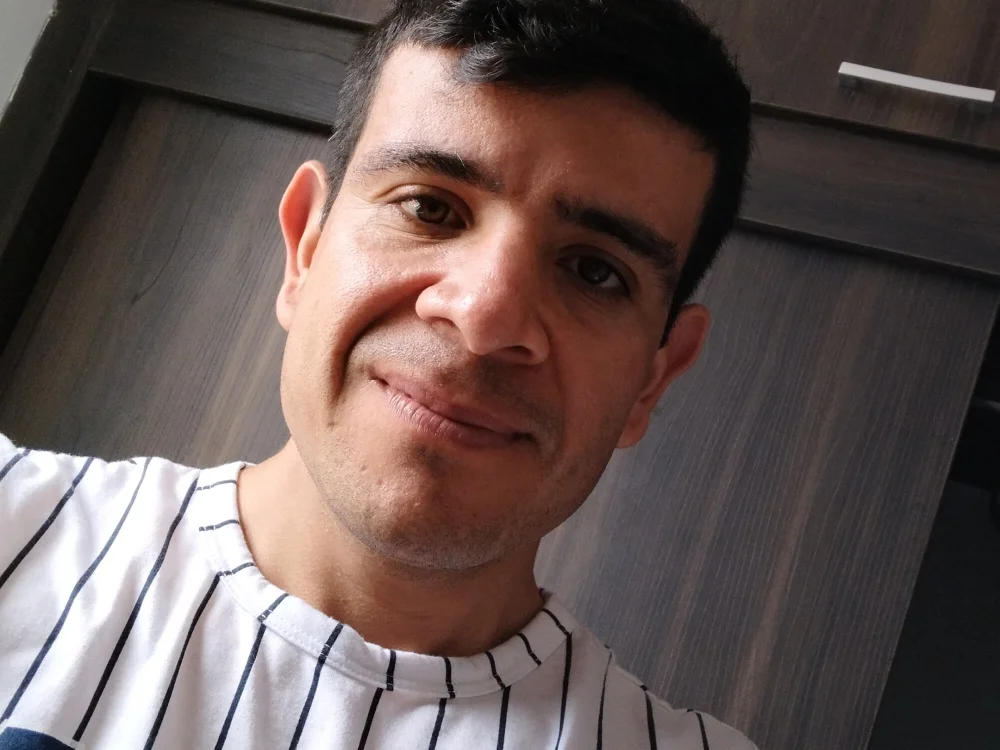 Davidj12-12 Offline XXX Chat