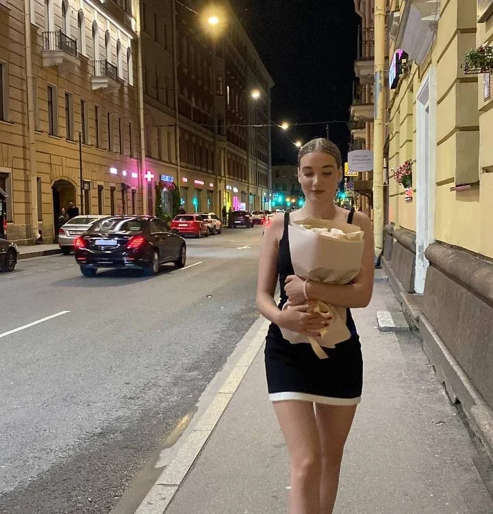 LizbethAlly's Offline XXX Chat