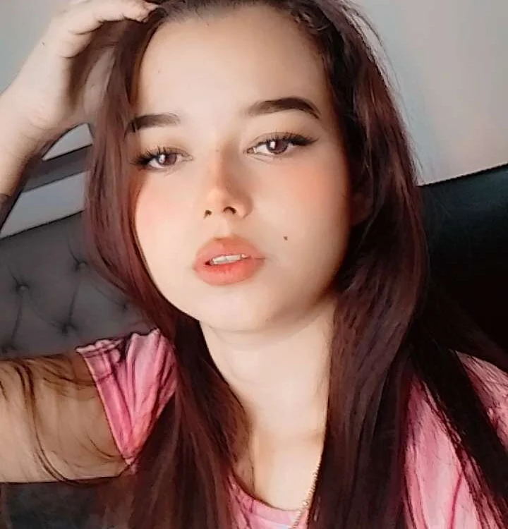 bella_blosson offline chatrum