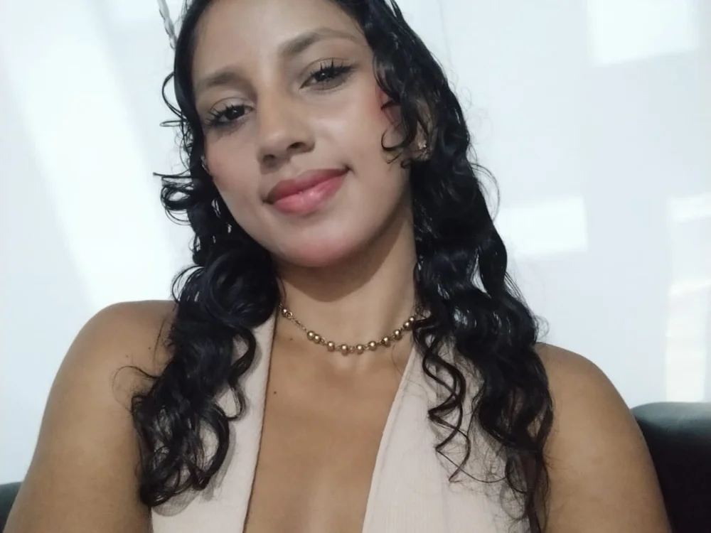 Rosariox9 Offline XXX-Chat