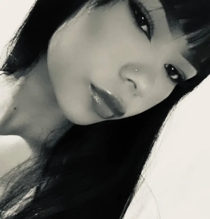 Chat +18 off-line de lachina_m