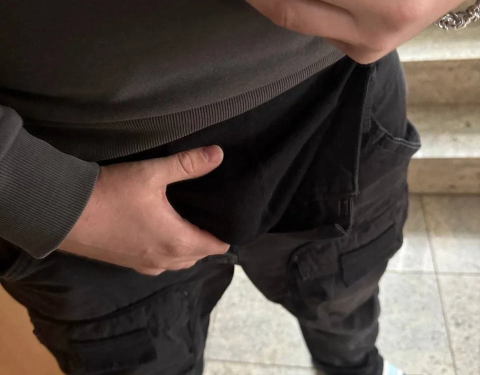 DeBoyDeluxe91 offline chatrum