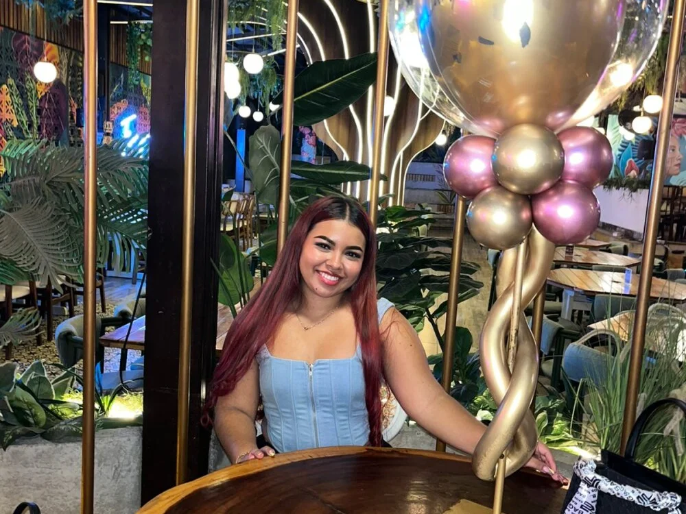 KiaraSantos_ Obrolan XXX Offline