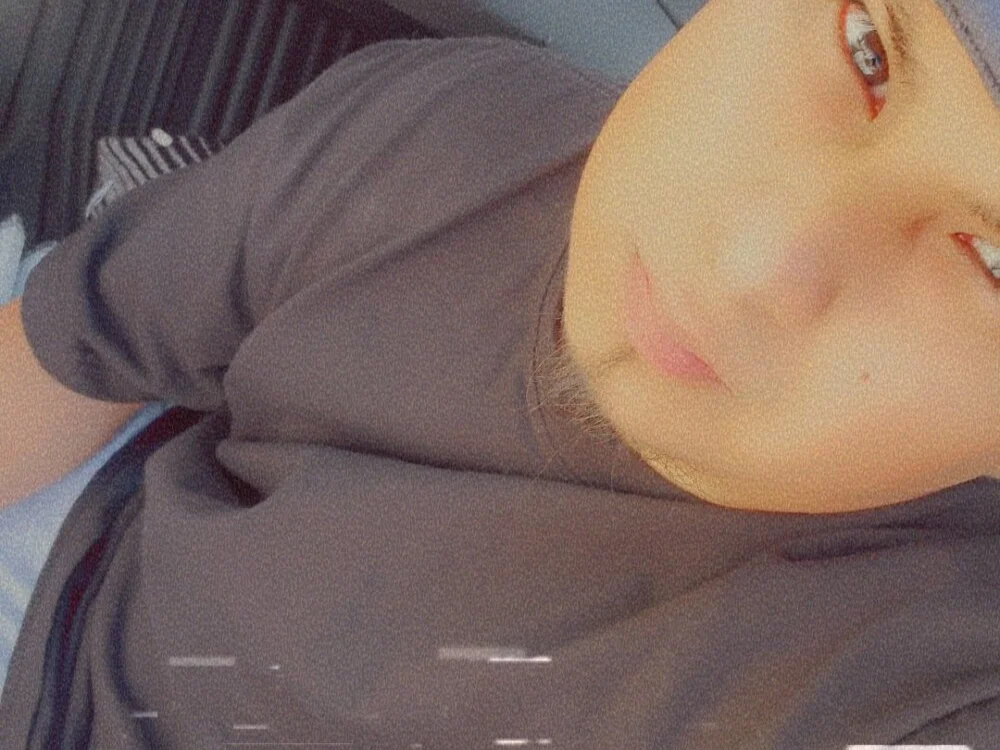 Caramelcumm0093 離線 XXX 聊天