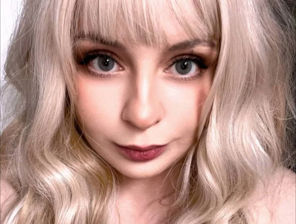 Amy_honey_angel: офлайн-секс-чат