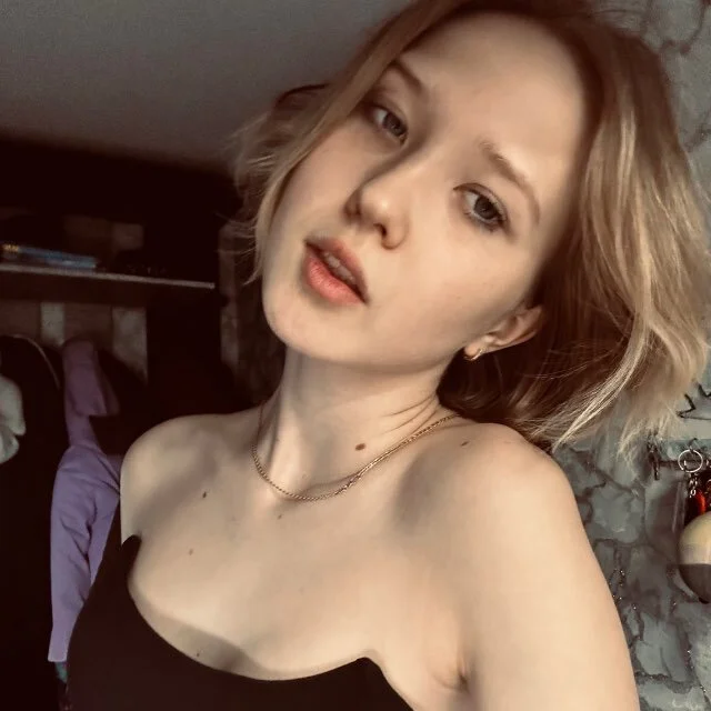 AdriannaBuzhardt