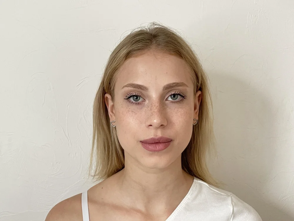 AgnesLaurin's Offline Chat Room