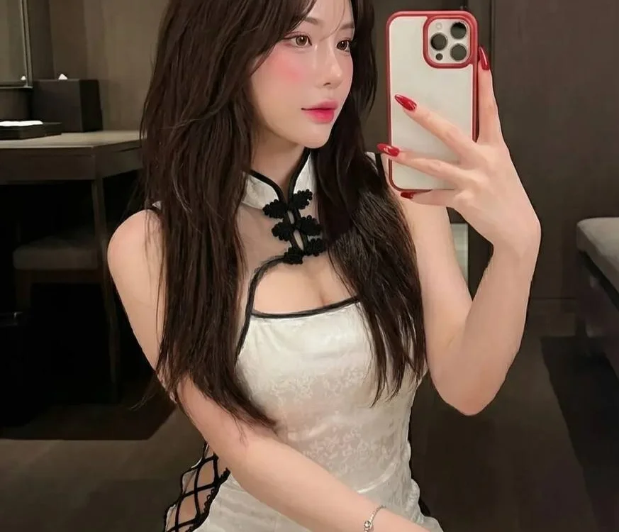 Rose_sexy22 cam model