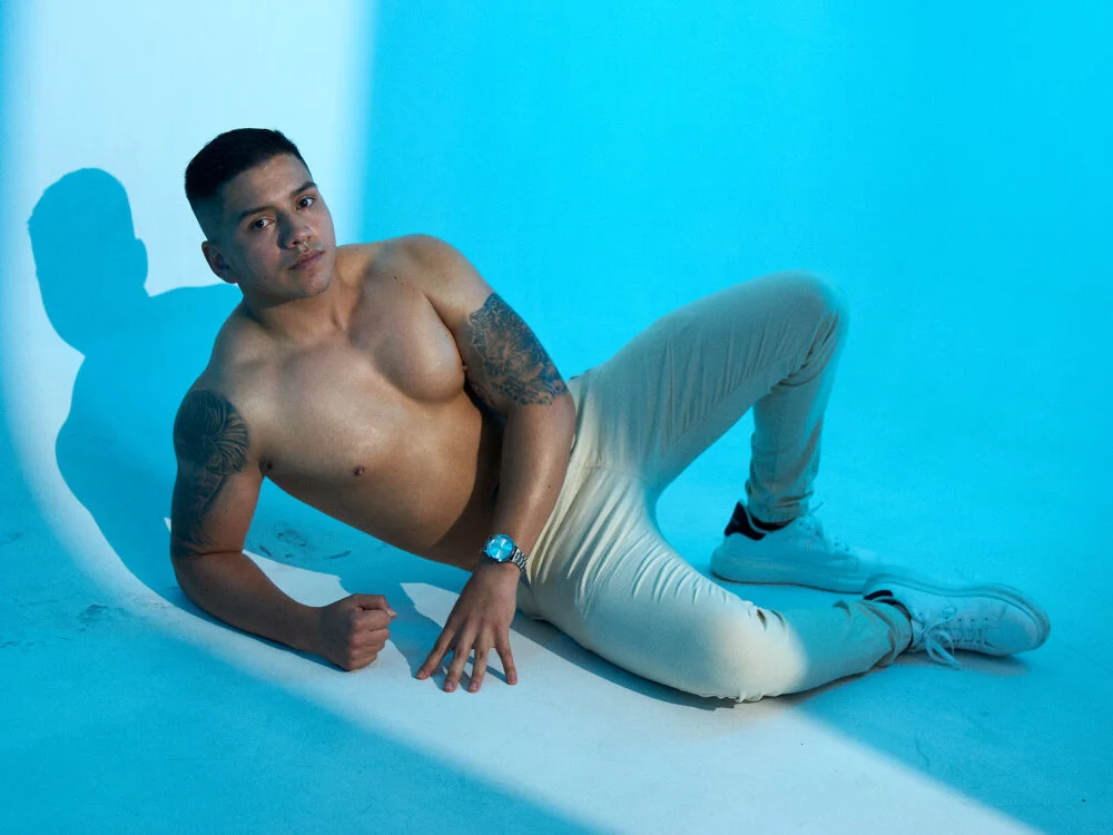 Marc__Waatson Chat XXX Ngoại tuyến