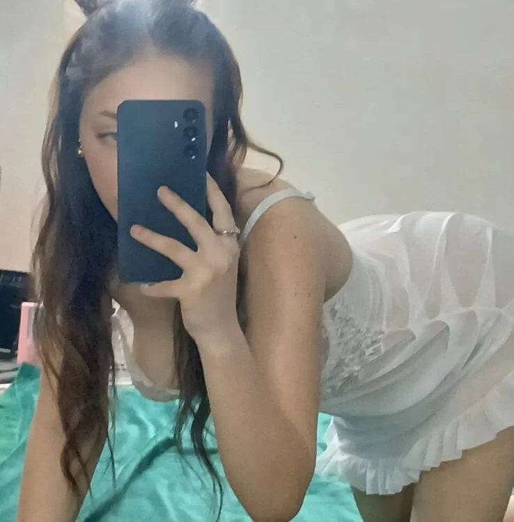 Bilik Sembang Luar Talian Nidia_Skye