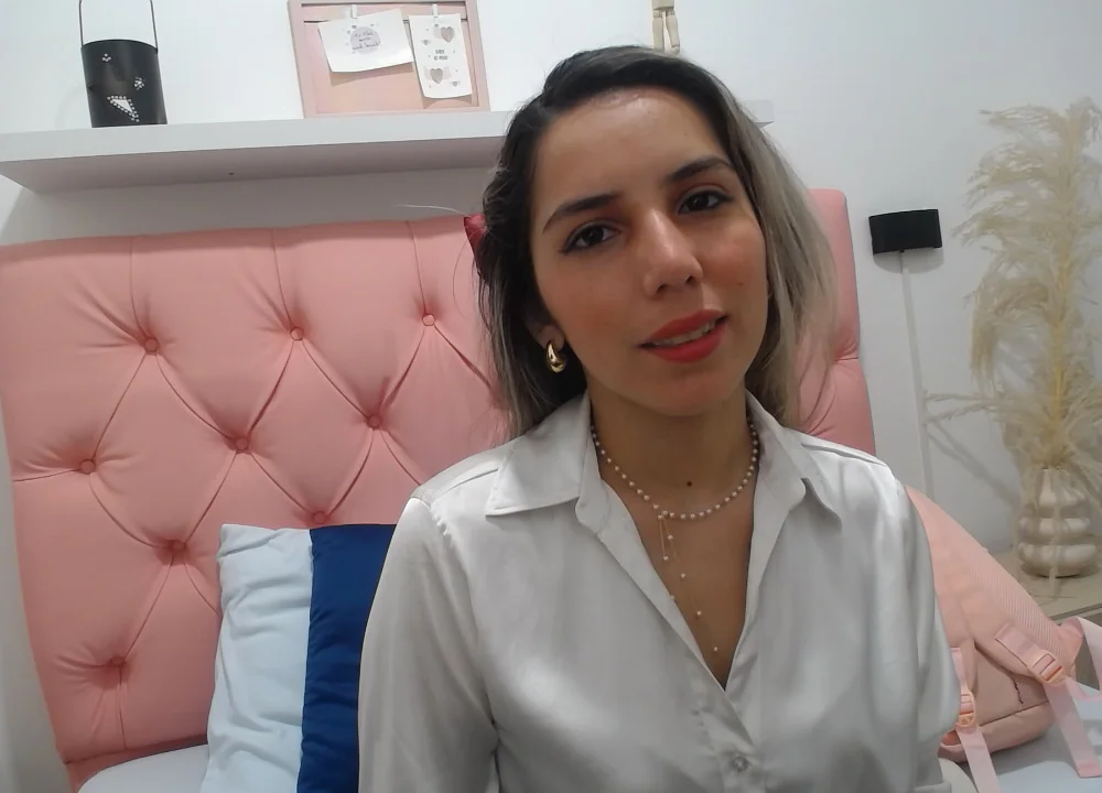agatha04_'s Offline Chat Room