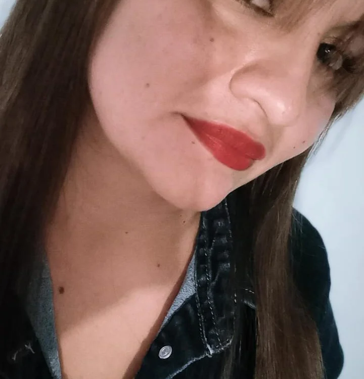 SARAA_ROJAS' Offline Chat Room