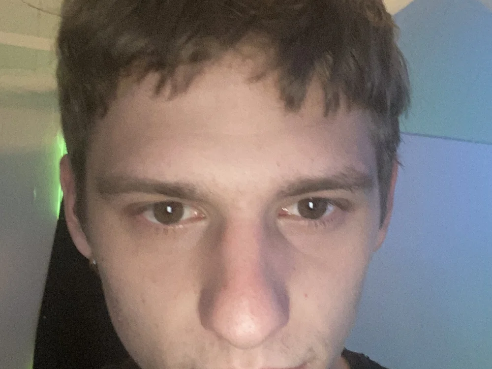 coolprince21's Offline Chat Room
