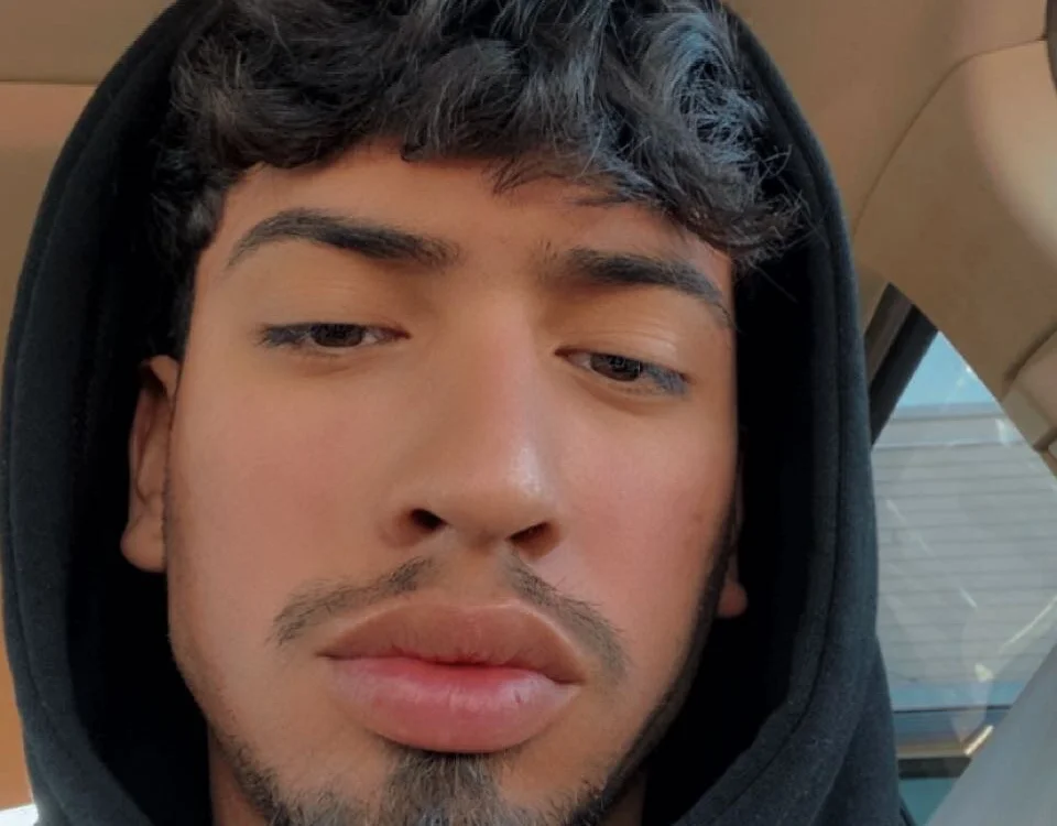 yunngchimi offline XXX-chat