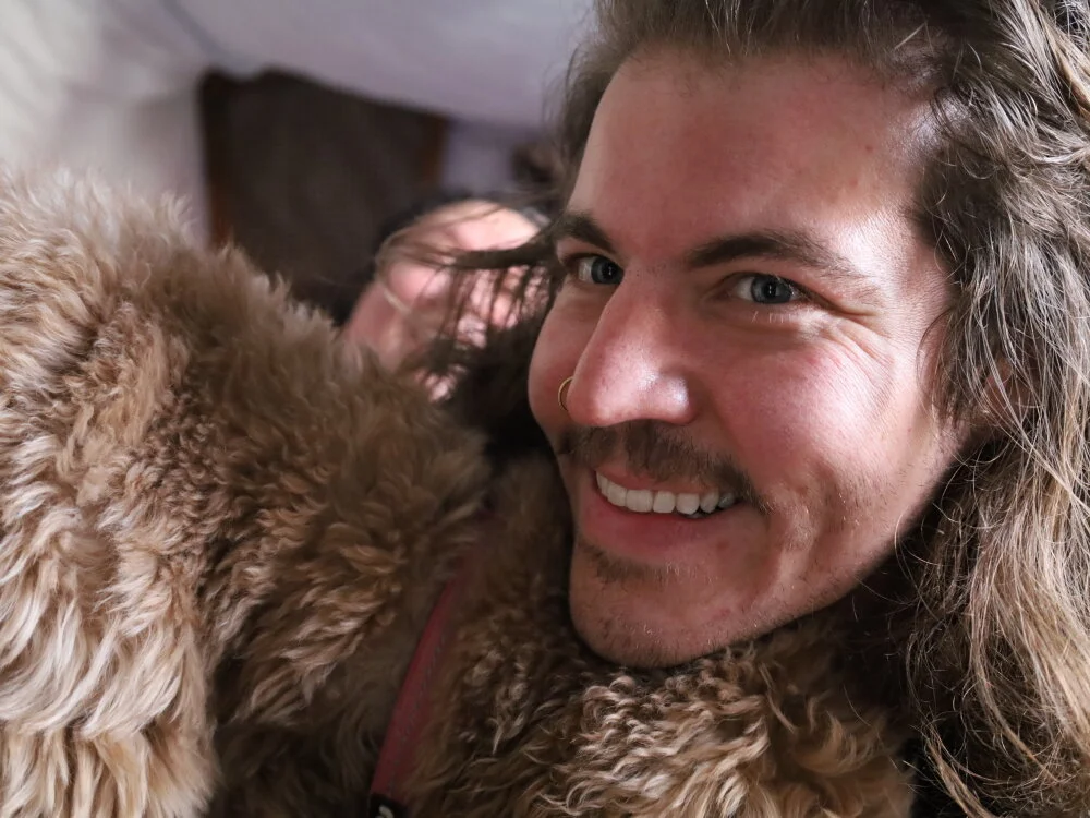 แชท XXX ออฟไลน์ของ onethrouple