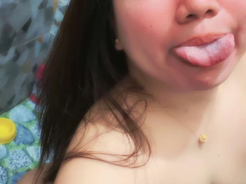 im_your_secret's Offline XXX Chat