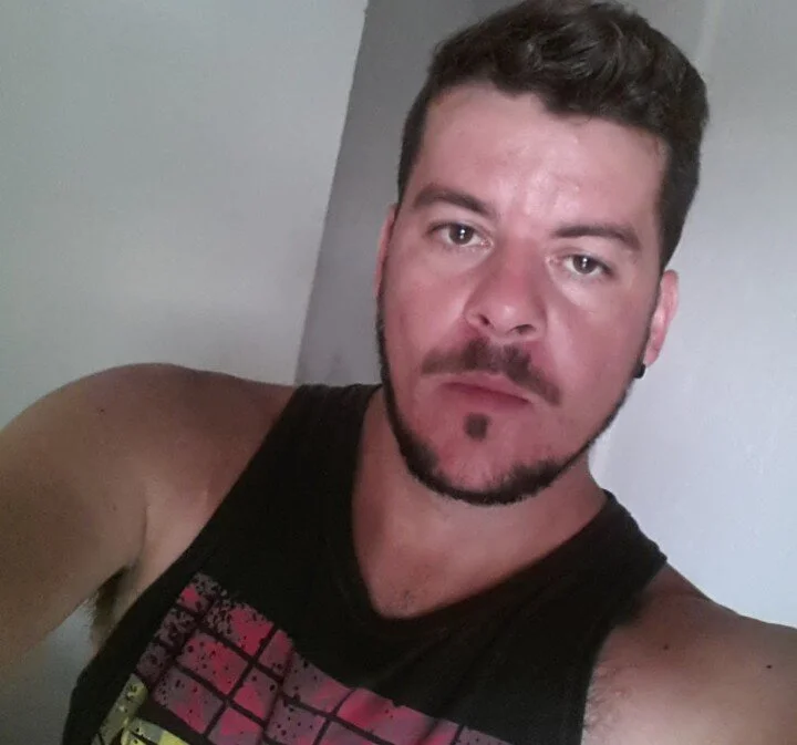 חדר צ'אט לא מקוון של andreeli13